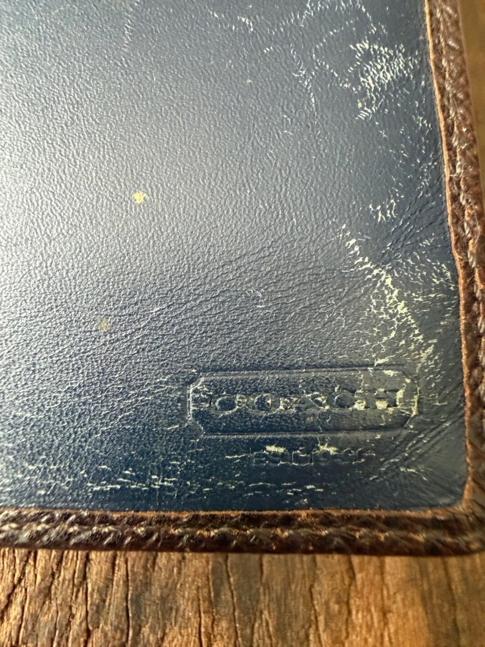 Coach Men's Leather Bi-fold Wallet - Picture 4 of 6